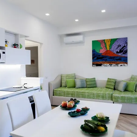 - Ravenna - Cavaliere * Massa Lubrense